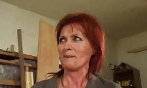 Nne nne na-acha uhie ...
